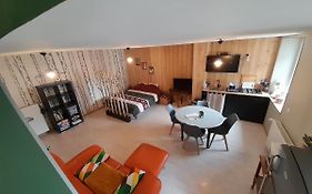 Studio Cosy De 2 A 4 Personnes Au Coeur Du Haut Doubs, Entre Les Lacs, Les Montagnes Et Les Vignobles